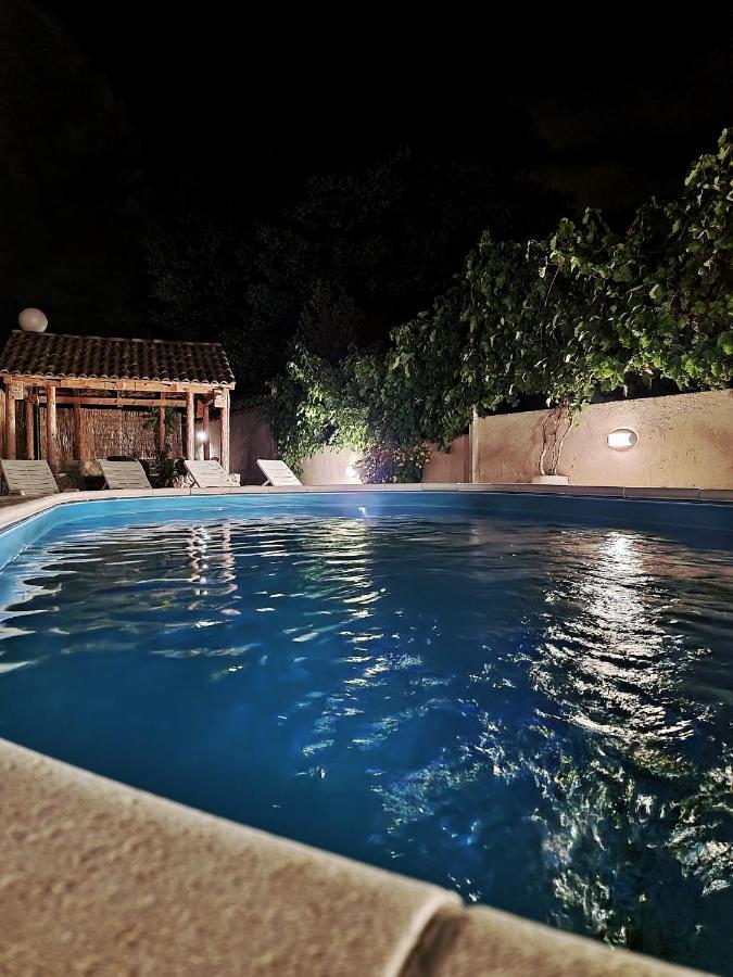 Guesthouse Dila Galovac  Экстерьер фото