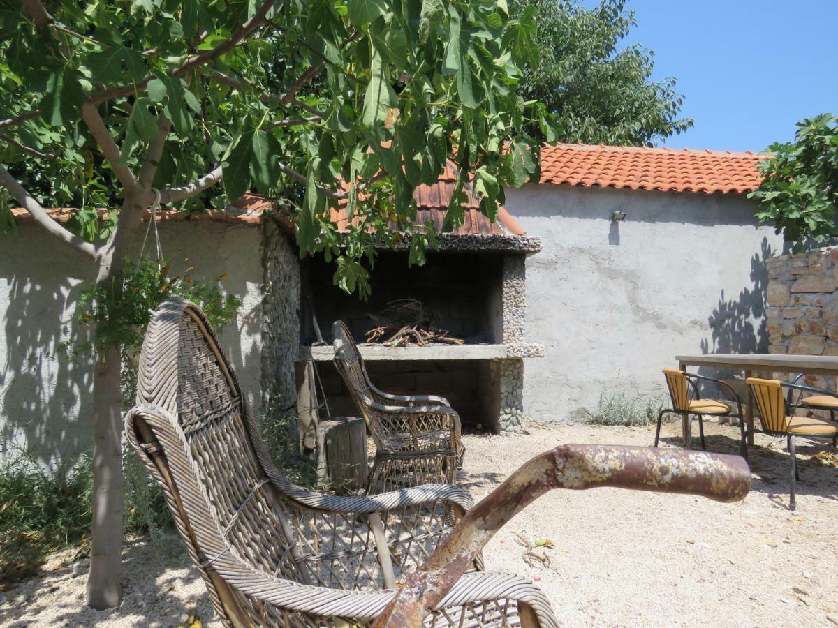 Guesthouse Dila Galovac  Экстерьер фото